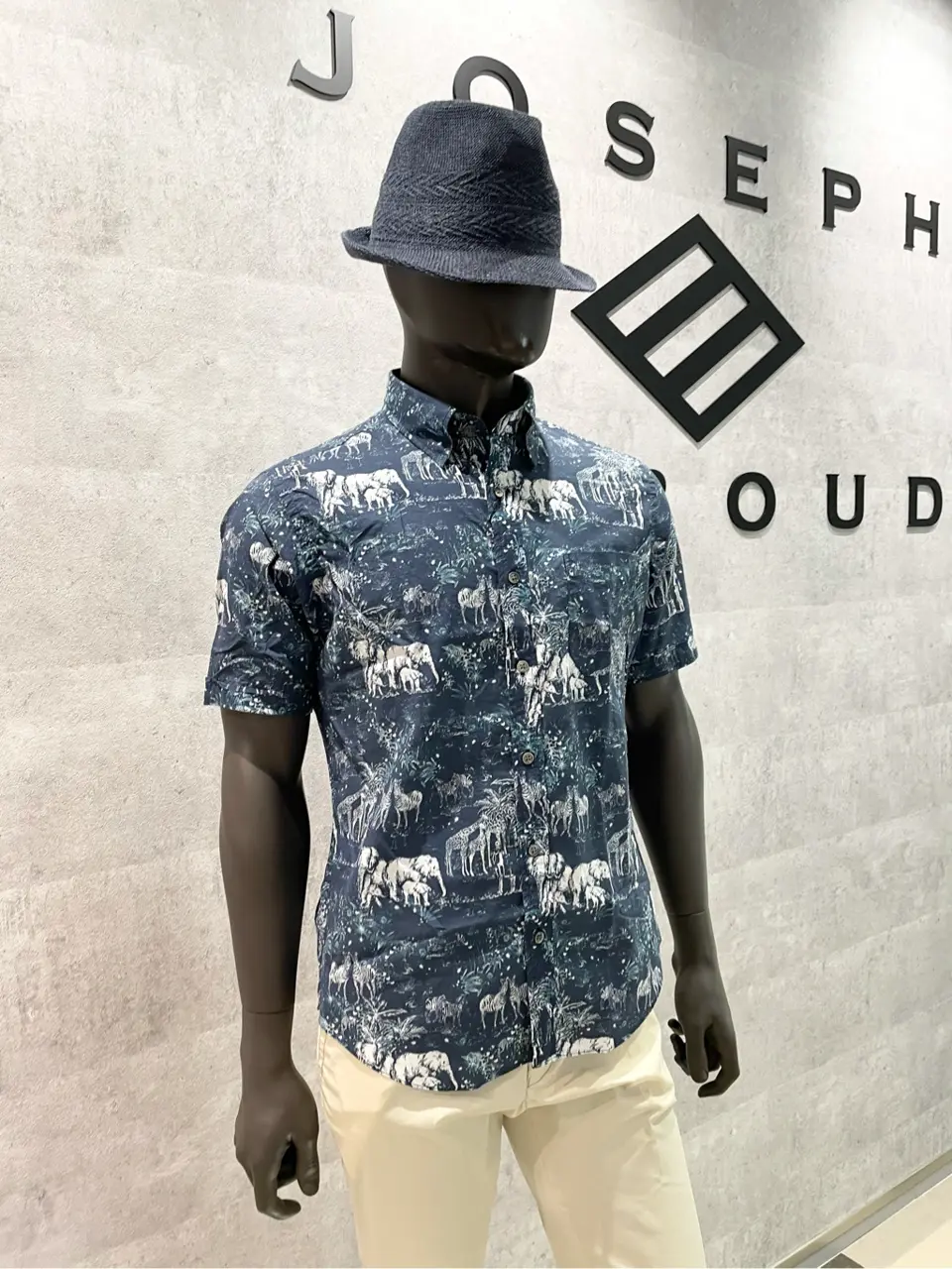 JOSEPH ABBOUD 東　 コーディネート画像