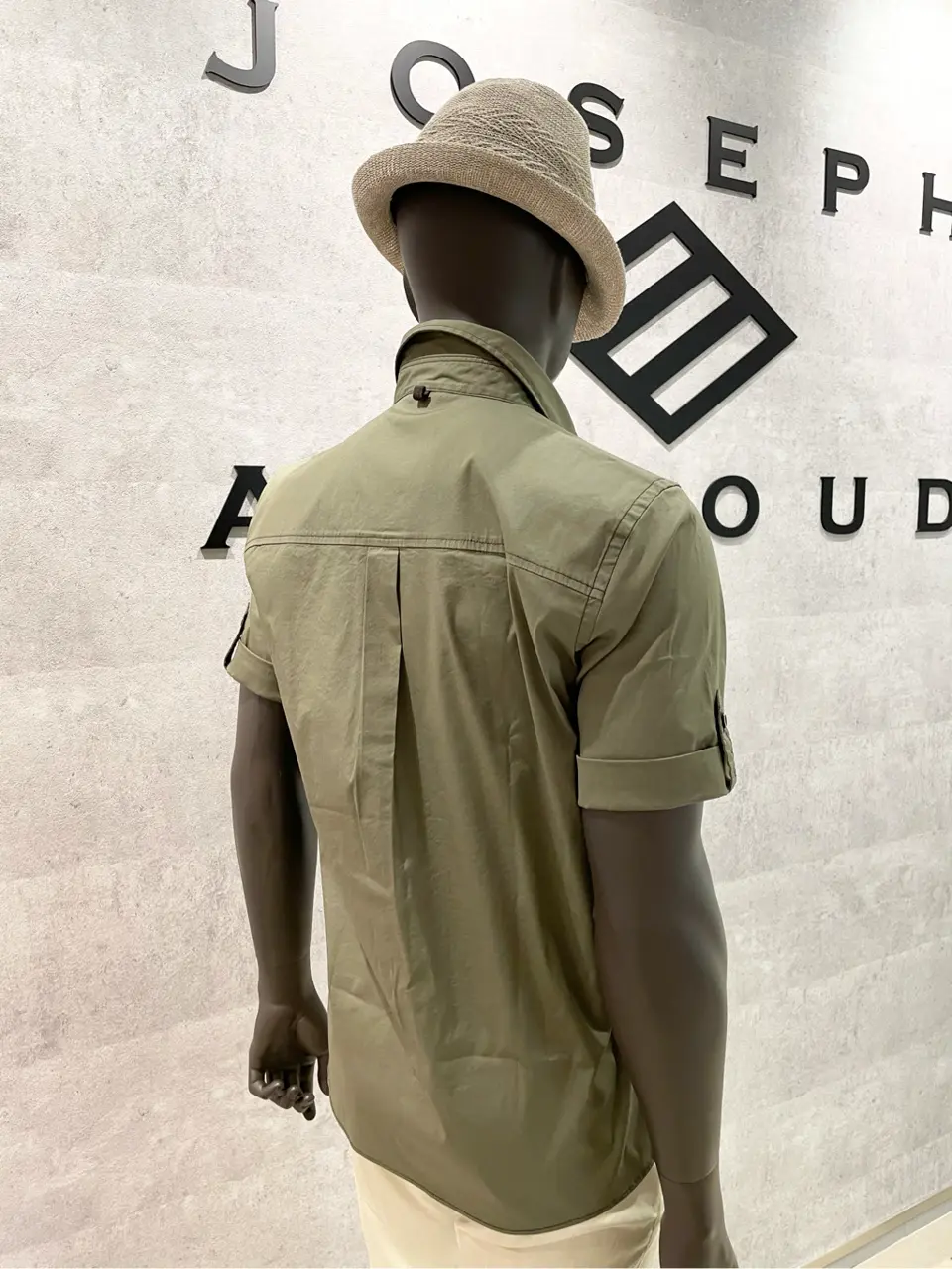 JOSEPH ABBOUD 東　 コーディネート画像