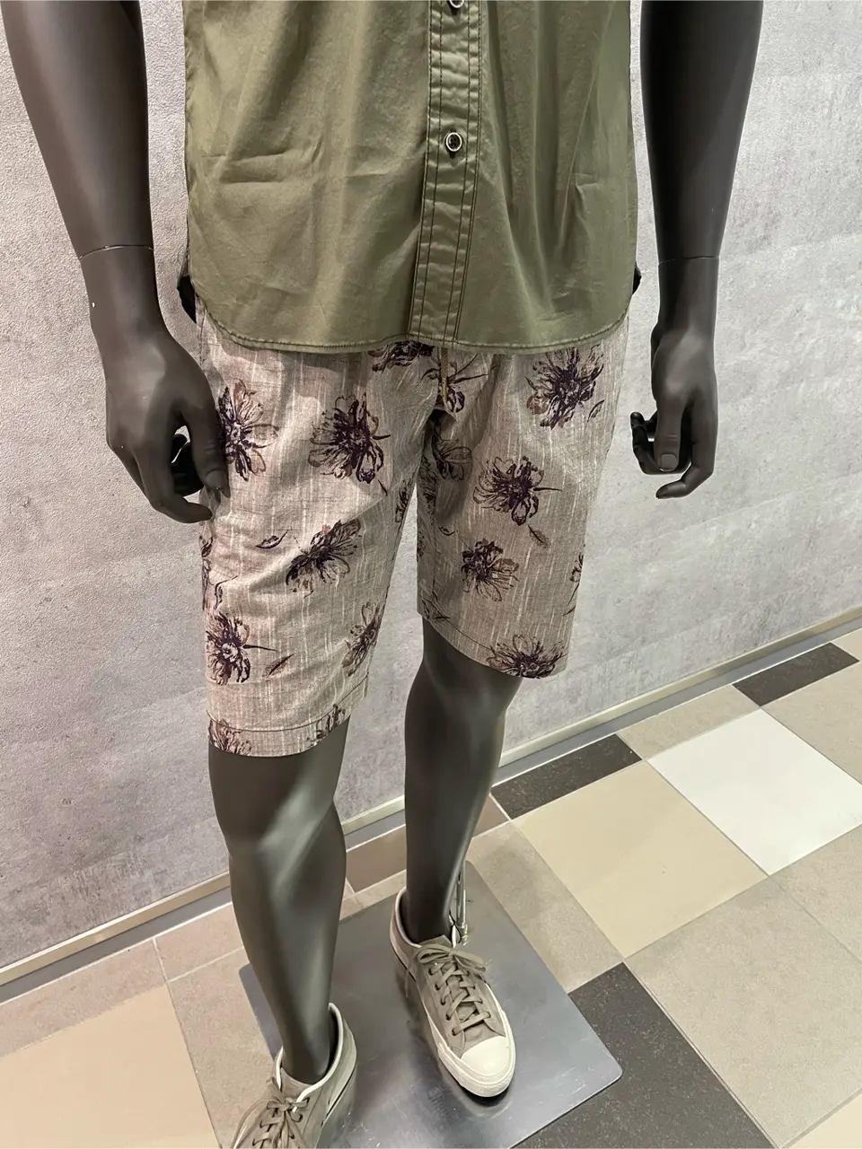 JOSEPH ABBOUD 東　 コーディネート画像