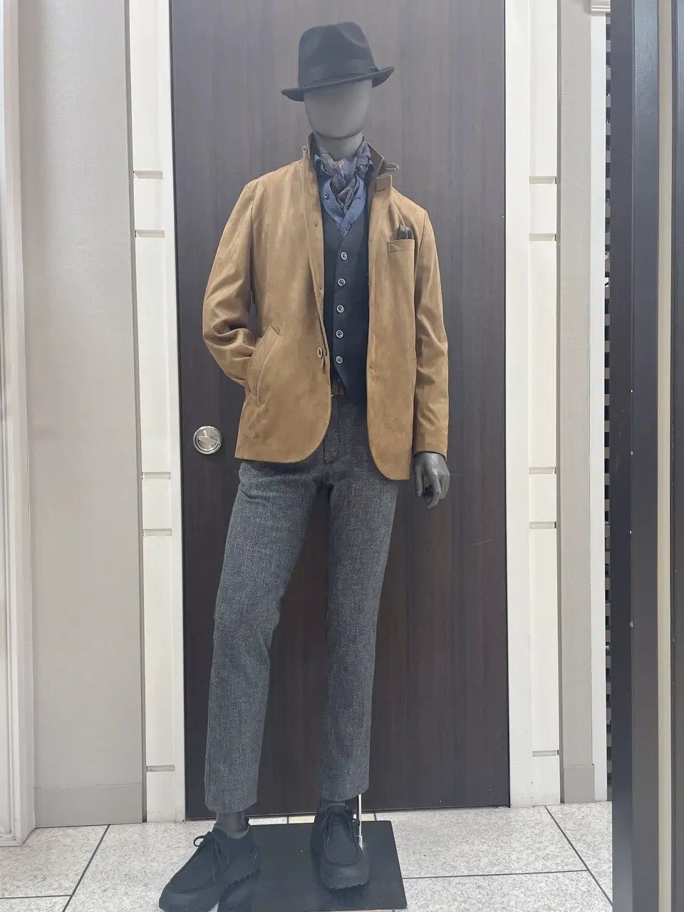JOSEPH ABBOUD 松山 コーディネート画像