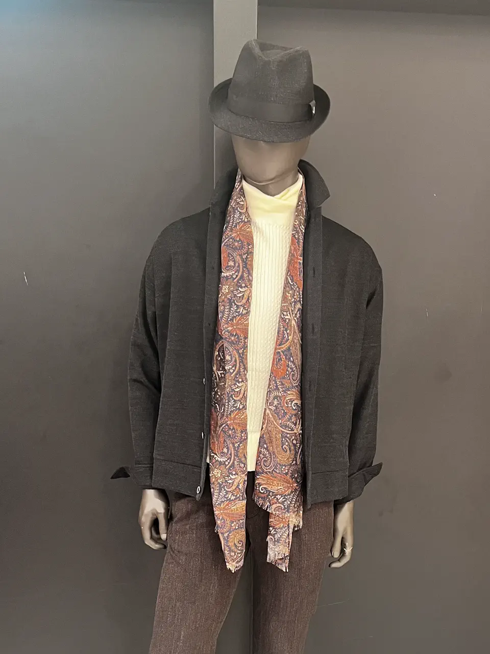 JOSEPH ABBOUD 長塚 コーディネート画像