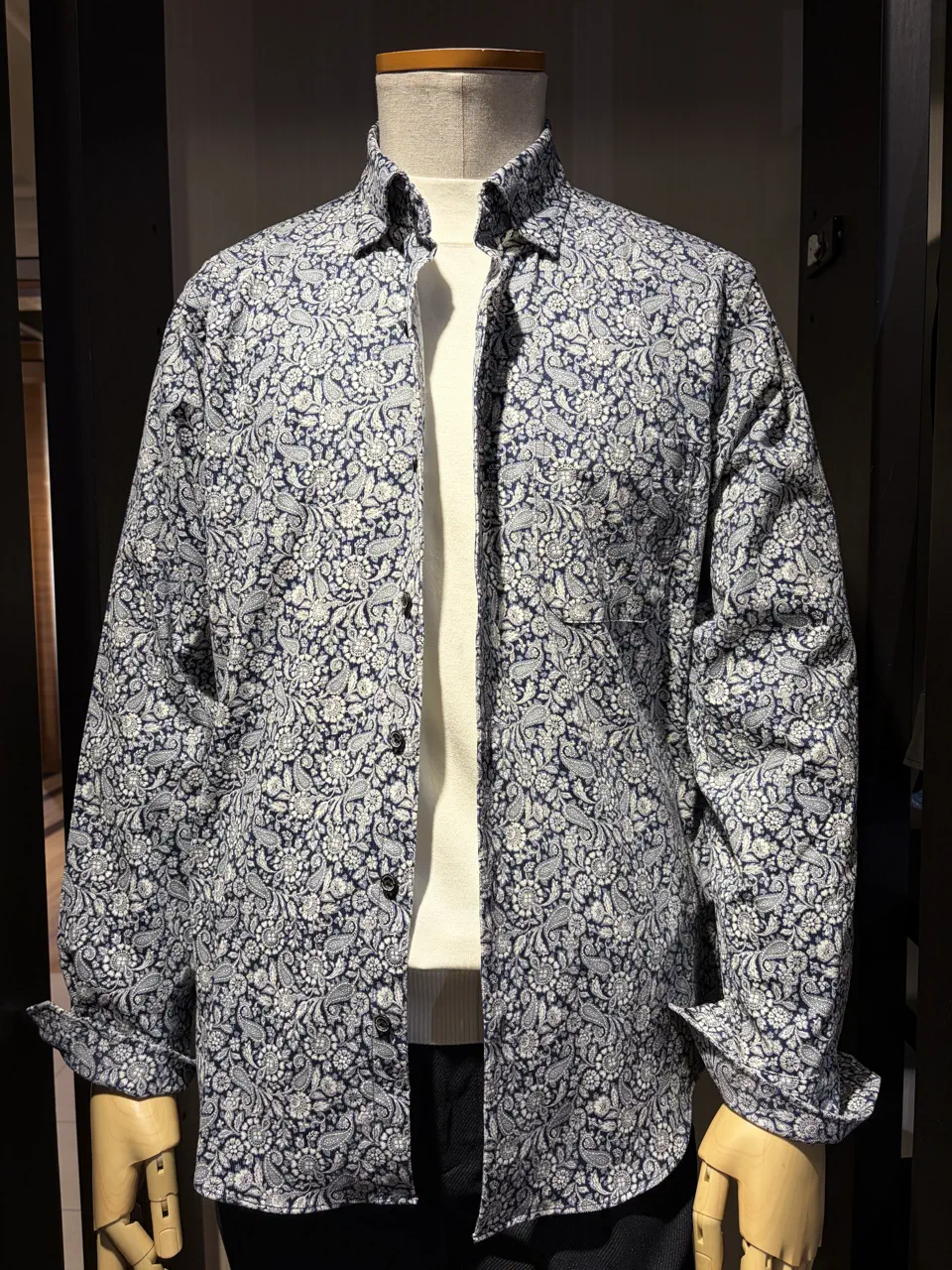 JOSEPH ABBOUD 山口 コーディネート画像