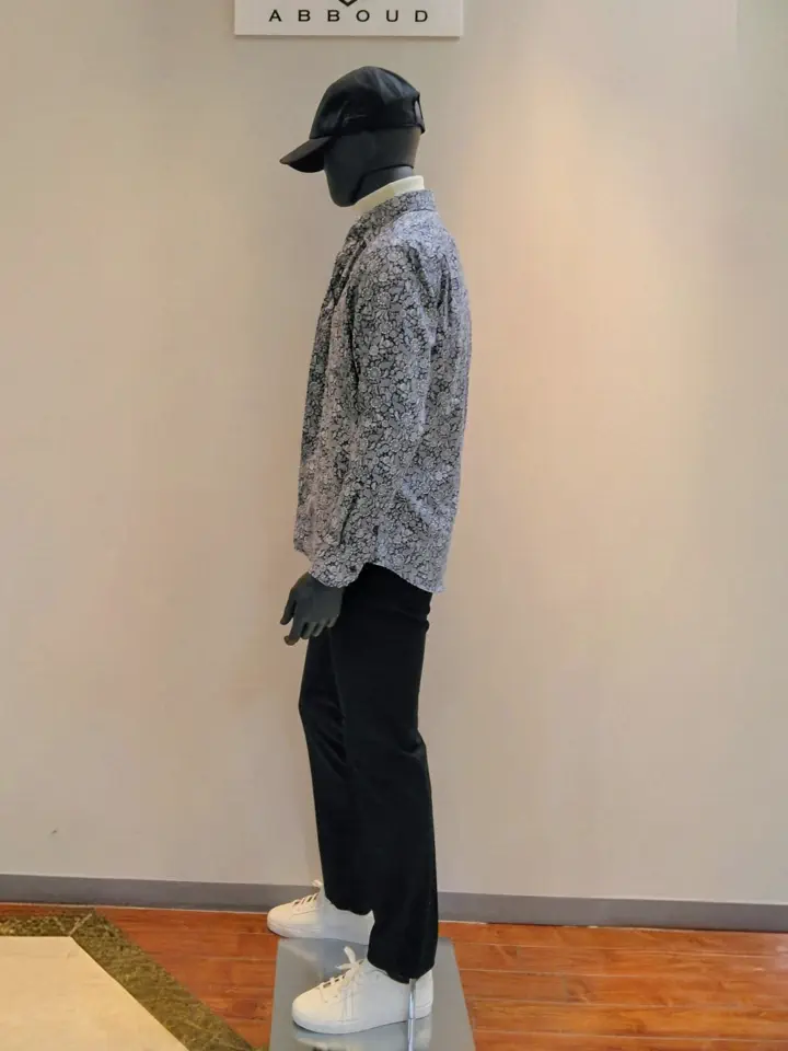 JOSEPH ABBOUD 　伊丹 コーディネート画像