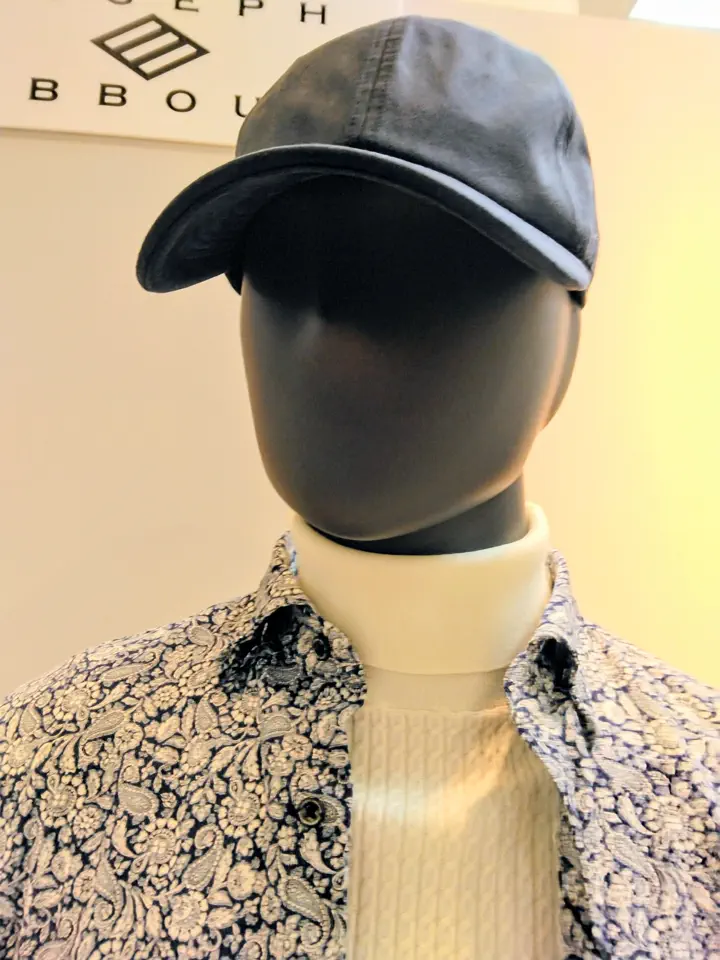 JOSEPH ABBOUD 　伊丹 コーディネート画像