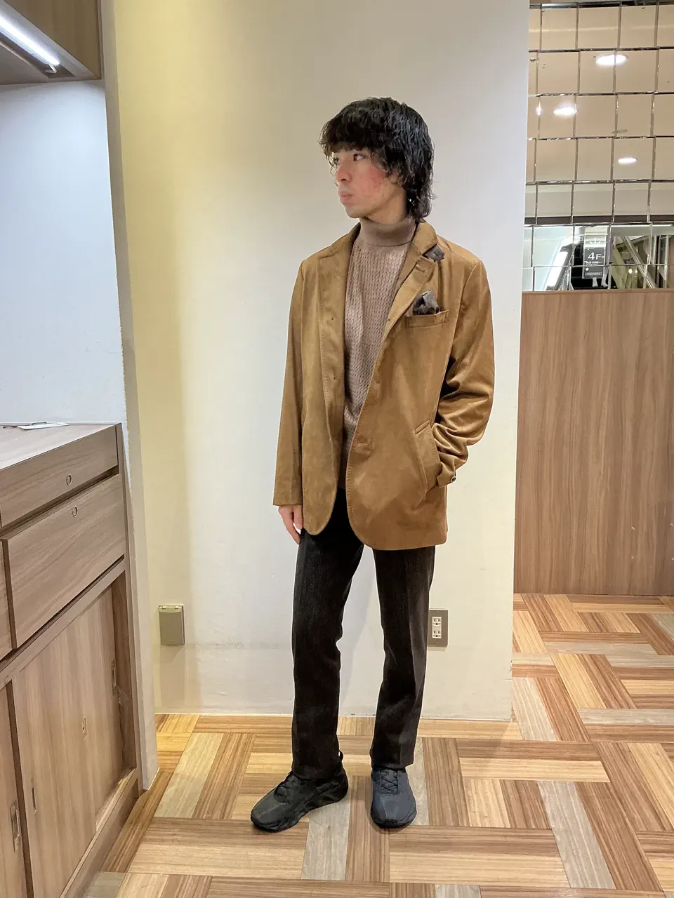 カイリ コーディネート画像