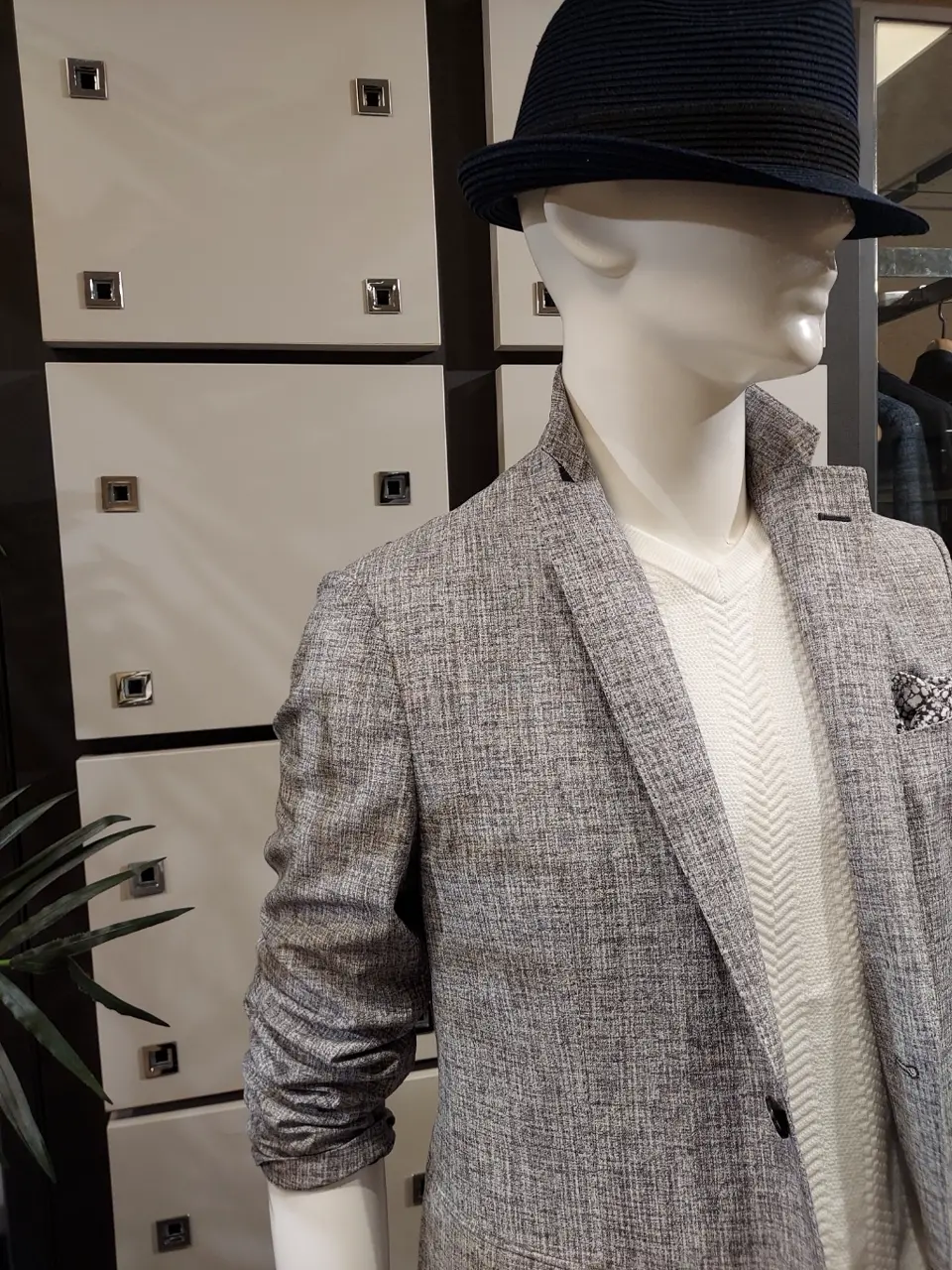 JOSEPH ABBOUD 宮下 コーディネート画像