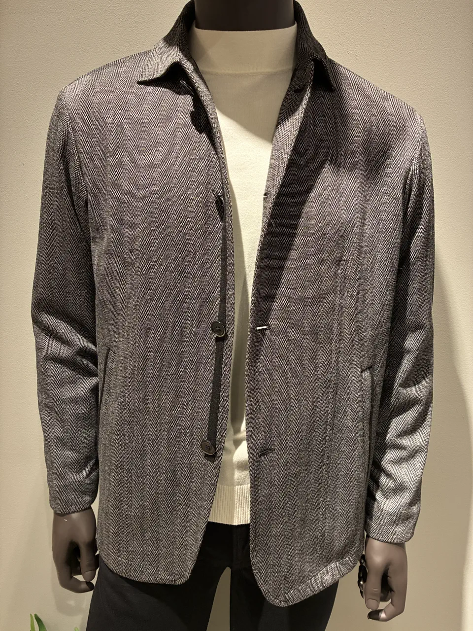 JOSEPH ABBOUD 川田 コーディネート画像