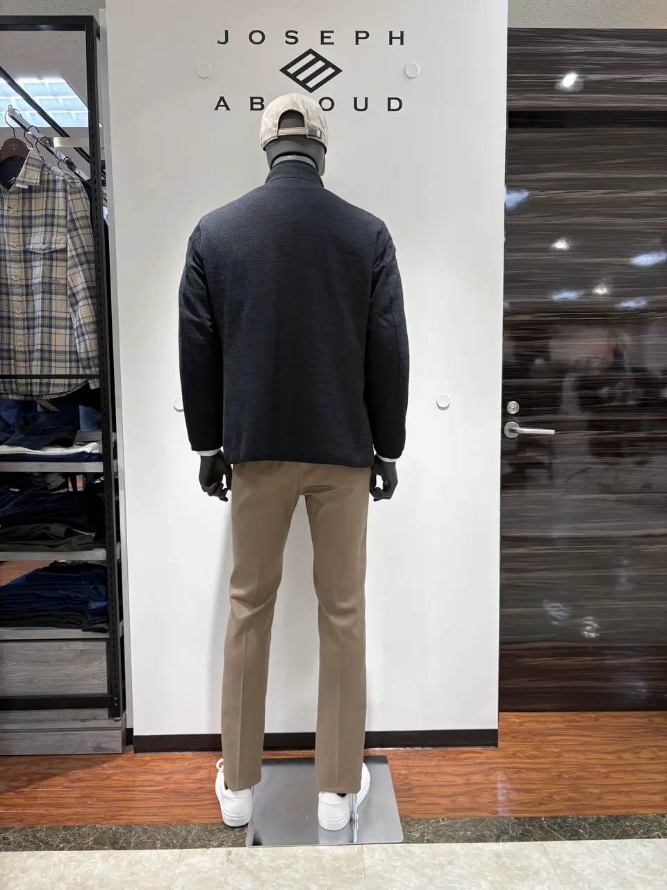 JOSEPH ABBOUD 碇 コーディネート画像