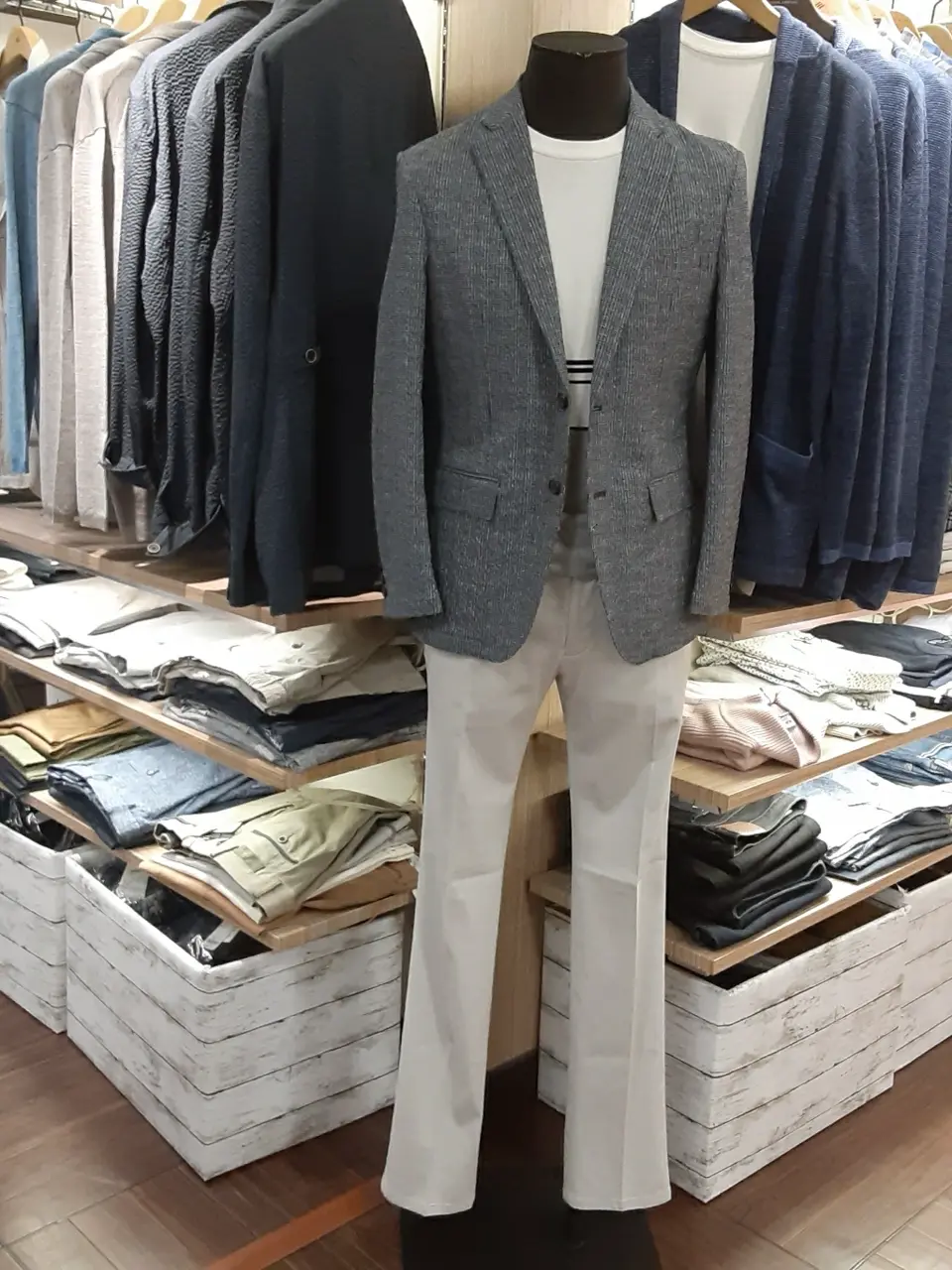  中島 コーディネート画像