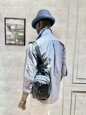 JOSEPH ABBOUD 二澤 コーディネート画像