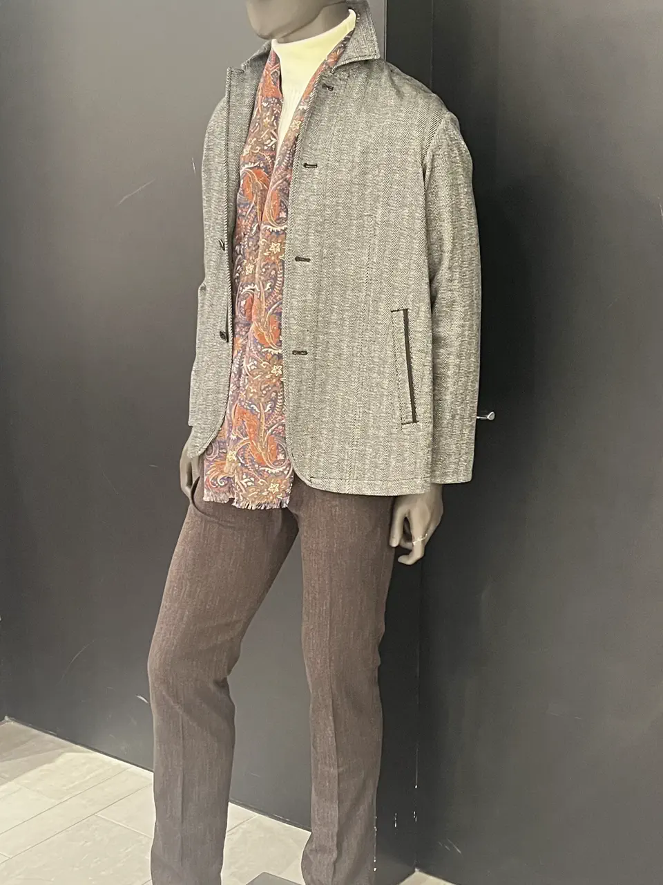 JOSEPH ABBOUD 長塚 コーディネート画像