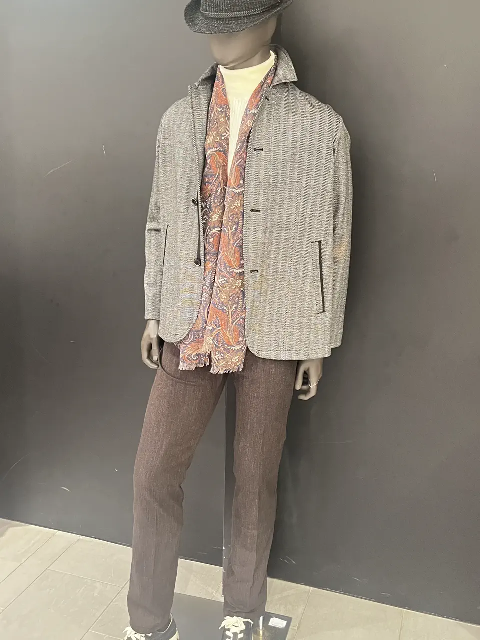 JOSEPH ABBOUD 長塚 コーディネート画像
