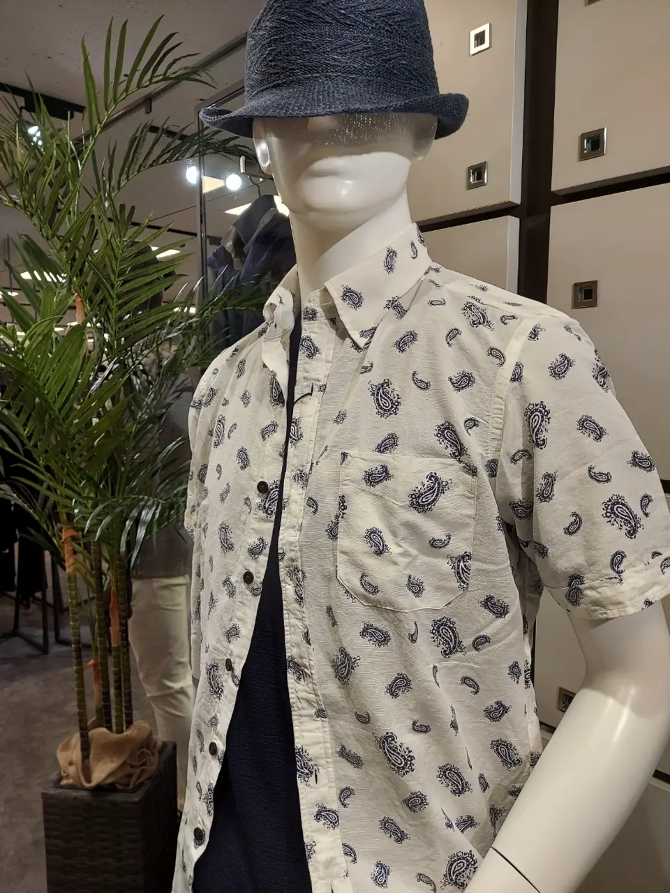 JOSEPH ABBOUD 宮下 コーディネート画像