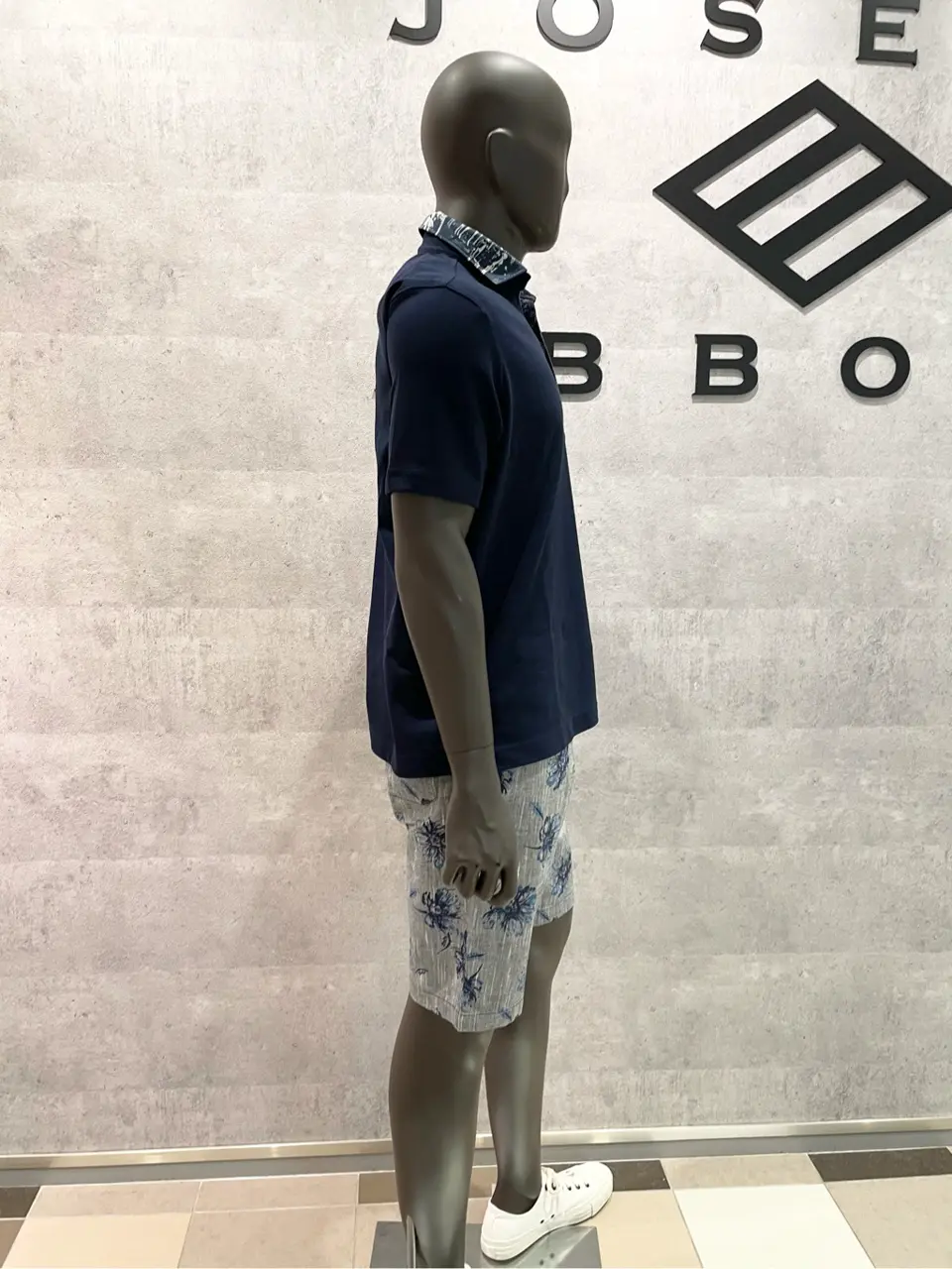 JOSEPH ABBOUD 東　 コーディネート画像