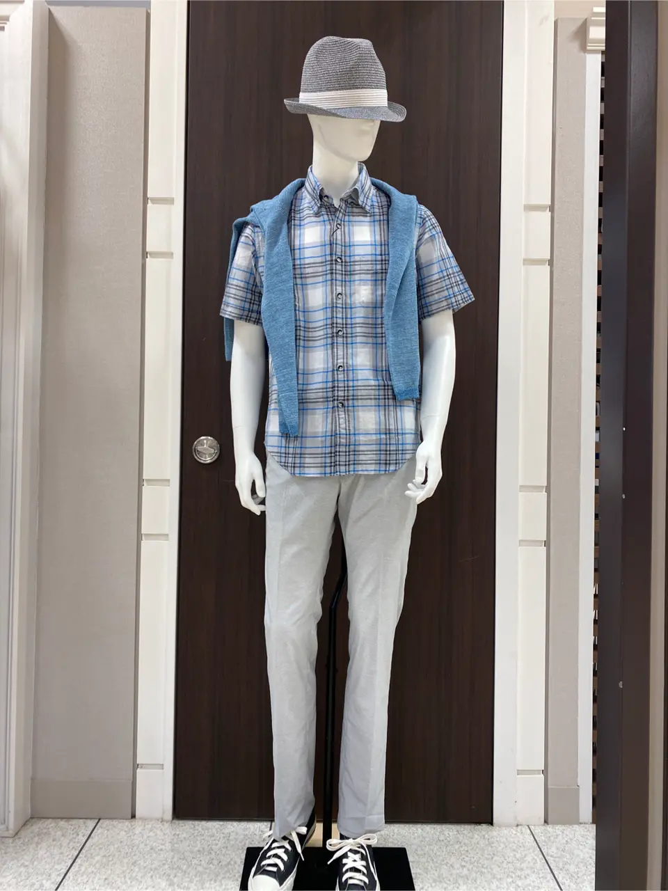 JOSEPH ABBOUD 松山 コーディネート画像