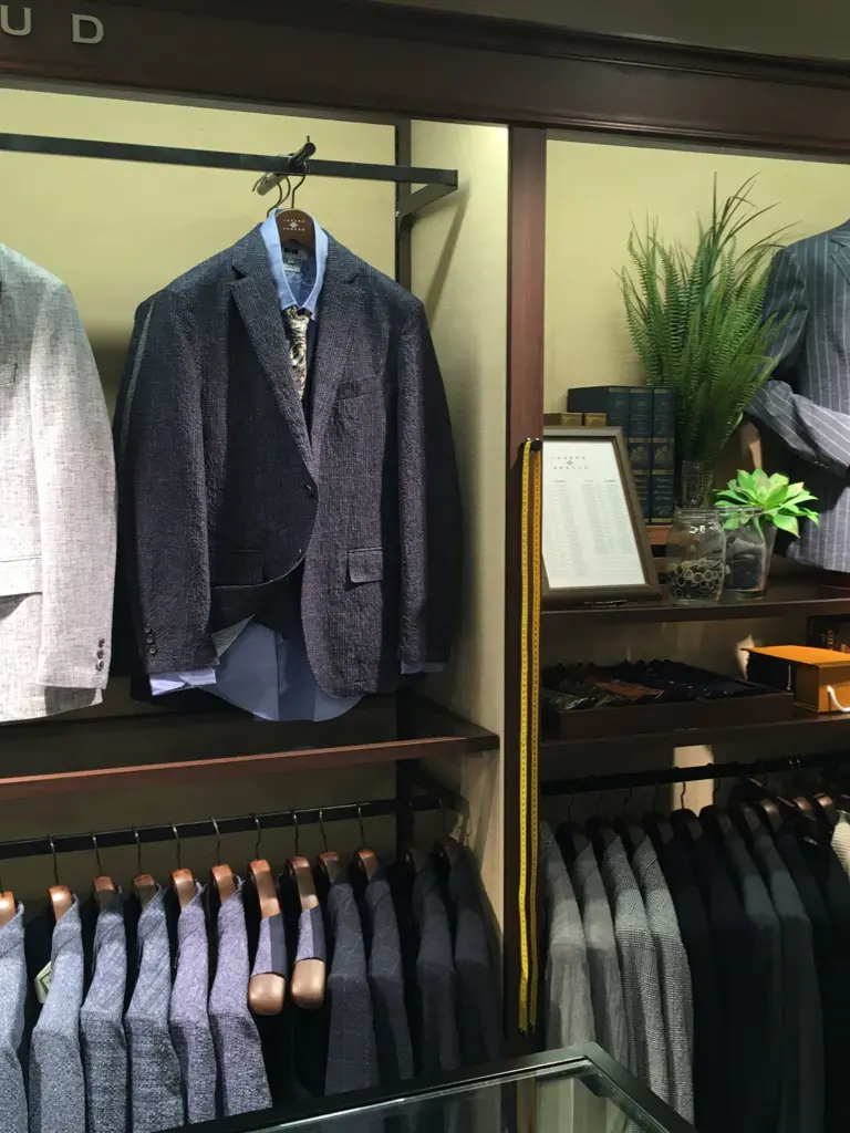 JOSEPH ABBOUD 大坪 コーディネート画像