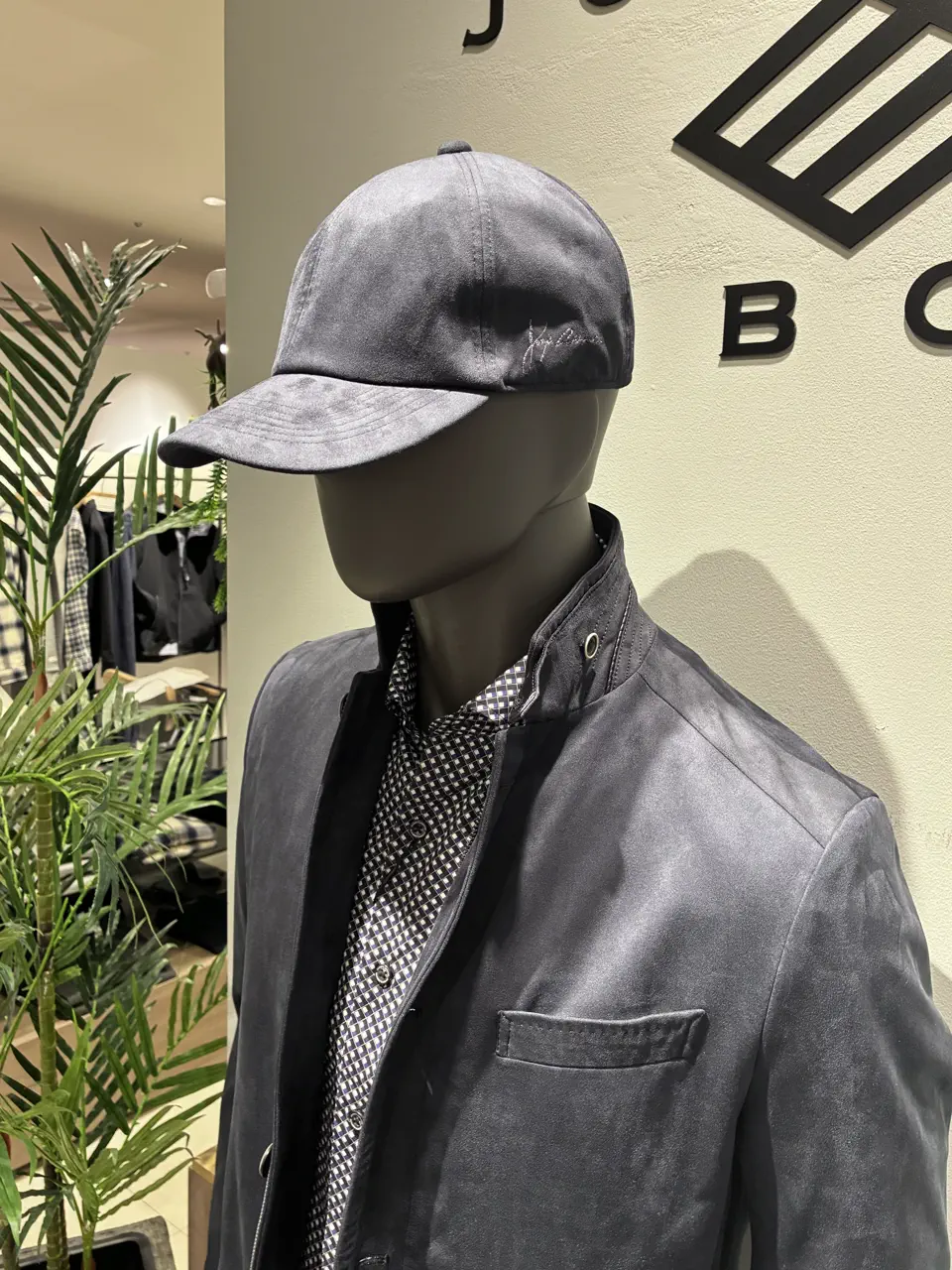 JOSEPH ABBOUD 伊津野 コーディネート画像