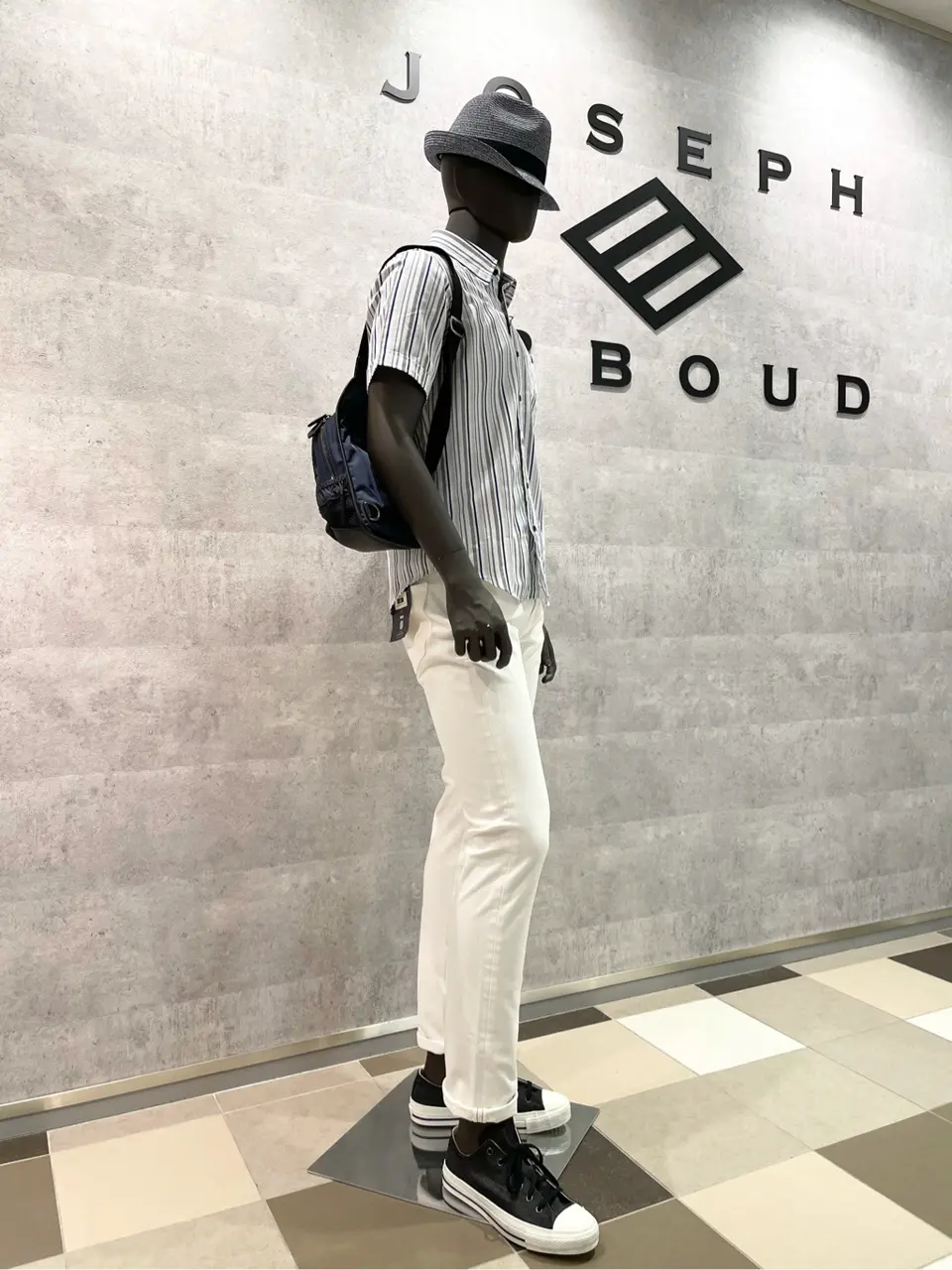  東　 コーディネート画像