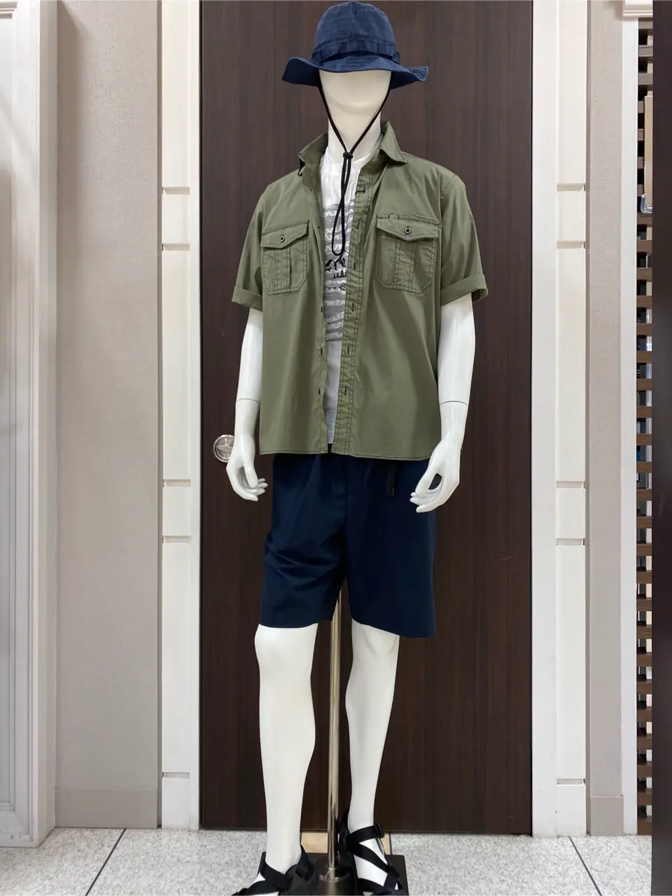 JOSEPH ABBOUD 松山 コーディネート画像