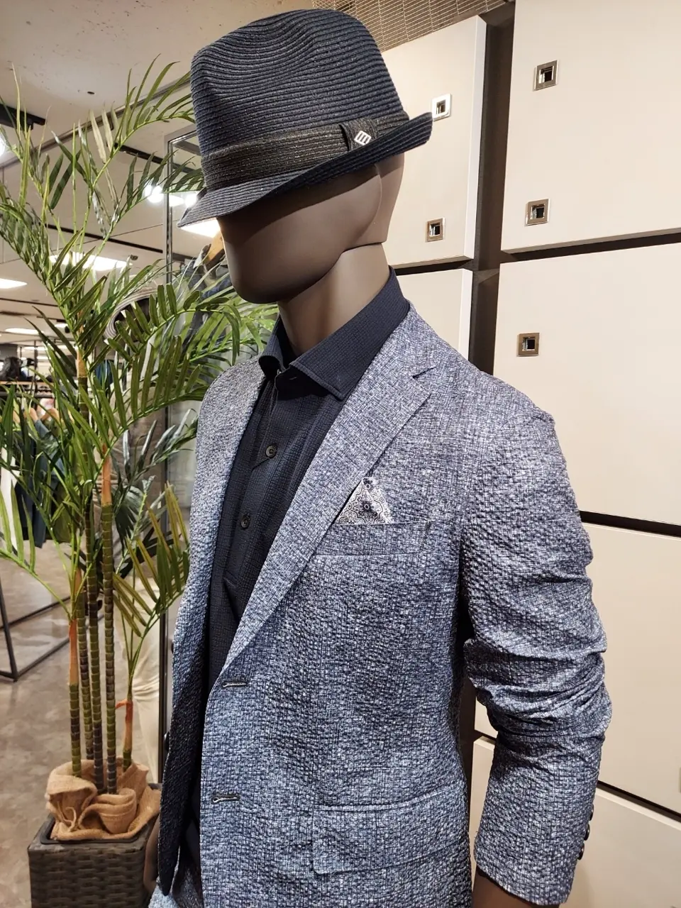 JOSEPH ABBOUD 宮下 コーディネート画像