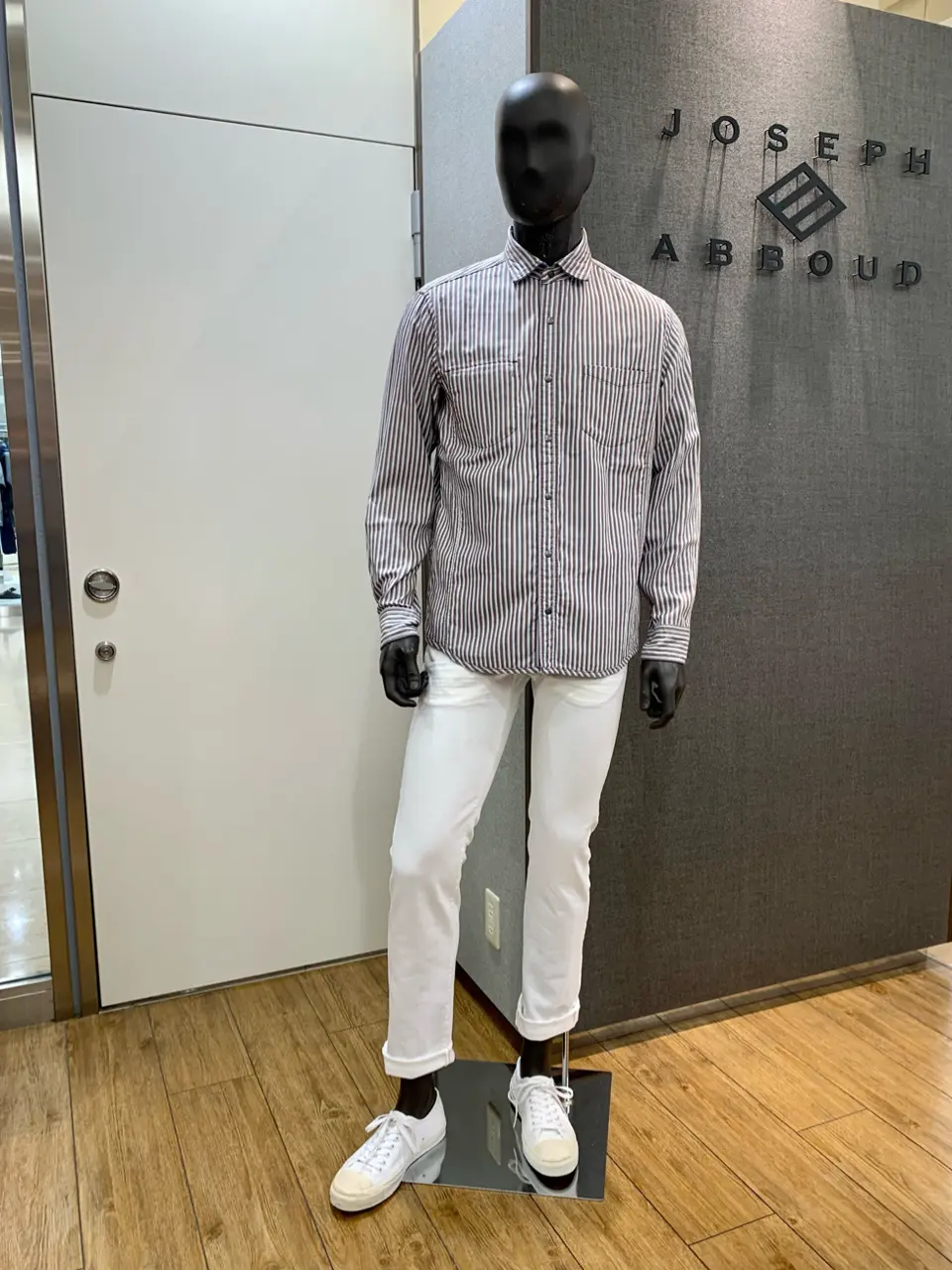 JOSEPH ABBOUD 草野 コーディネート画像