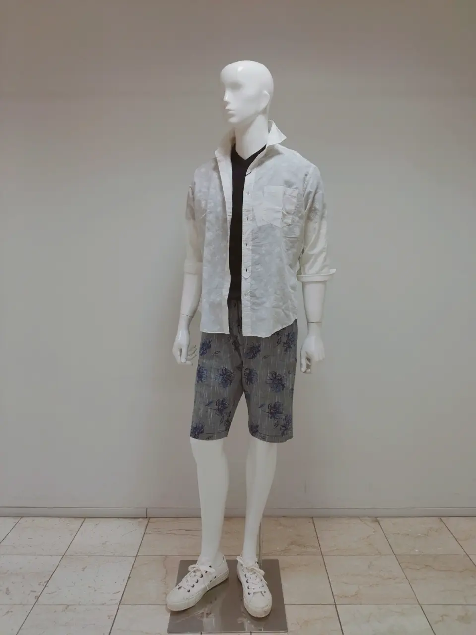 JOSEPH ABBOUD 袋地 コーディネート画像