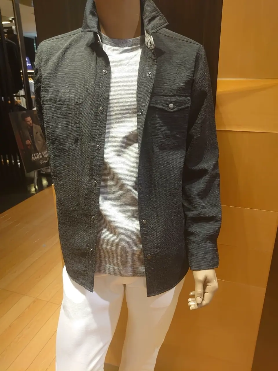 JOSEPH ABBOUD 三宅 コーディネート画像