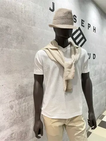JOSEPH ABBOUD 東　 コーディネート画像