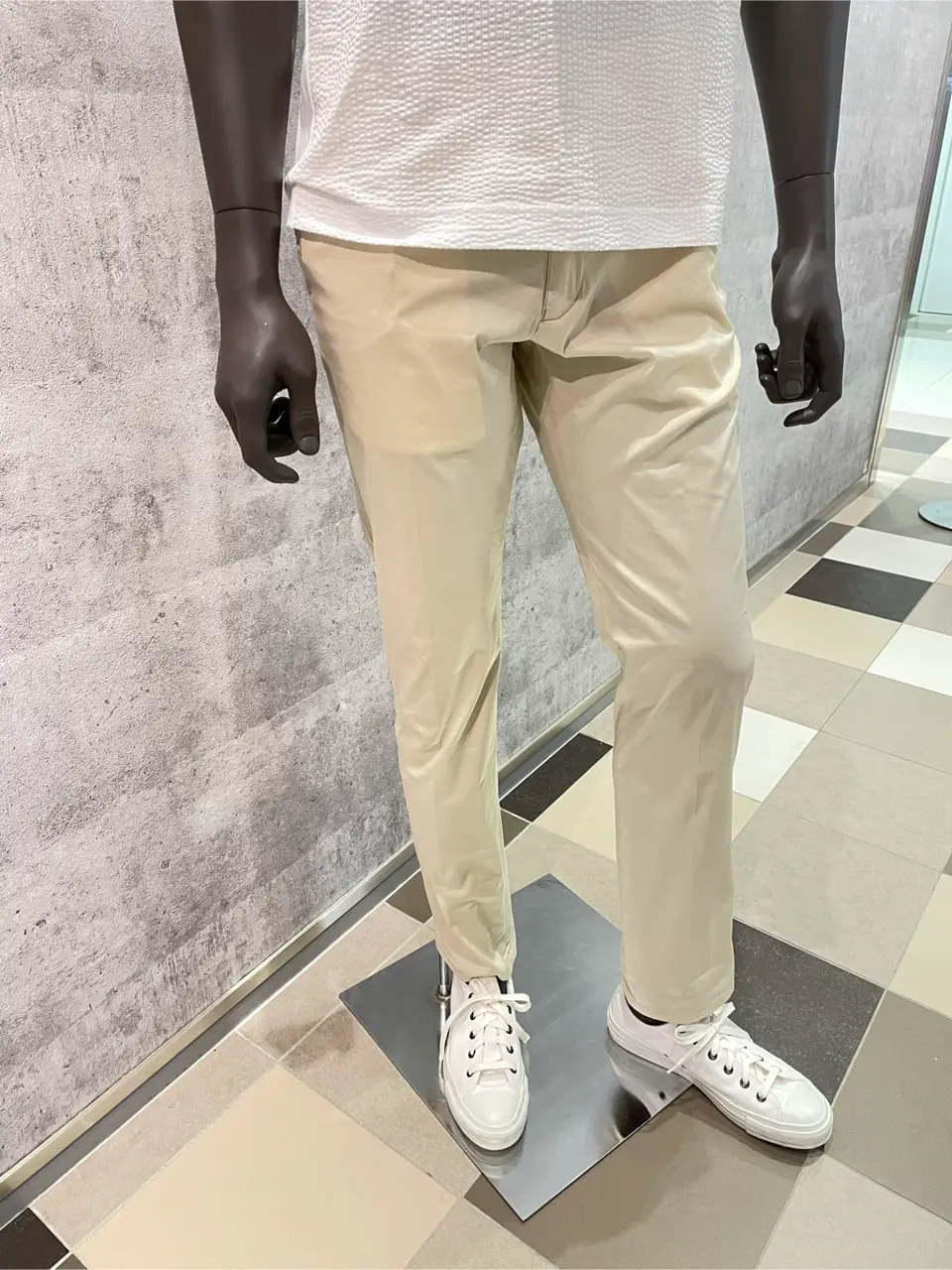 JOSEPH ABBOUD 東　 コーディネート画像