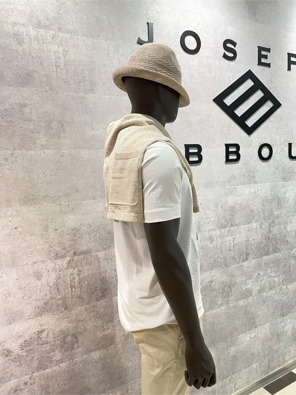 JOSEPH ABBOUD 東　 コーディネート画像