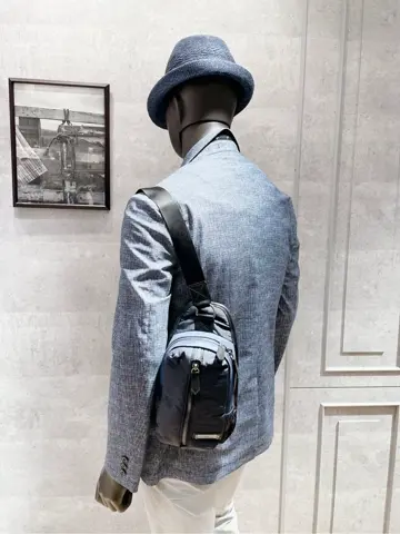 JOSEPH ABBOUD 二澤 コーディネート画像