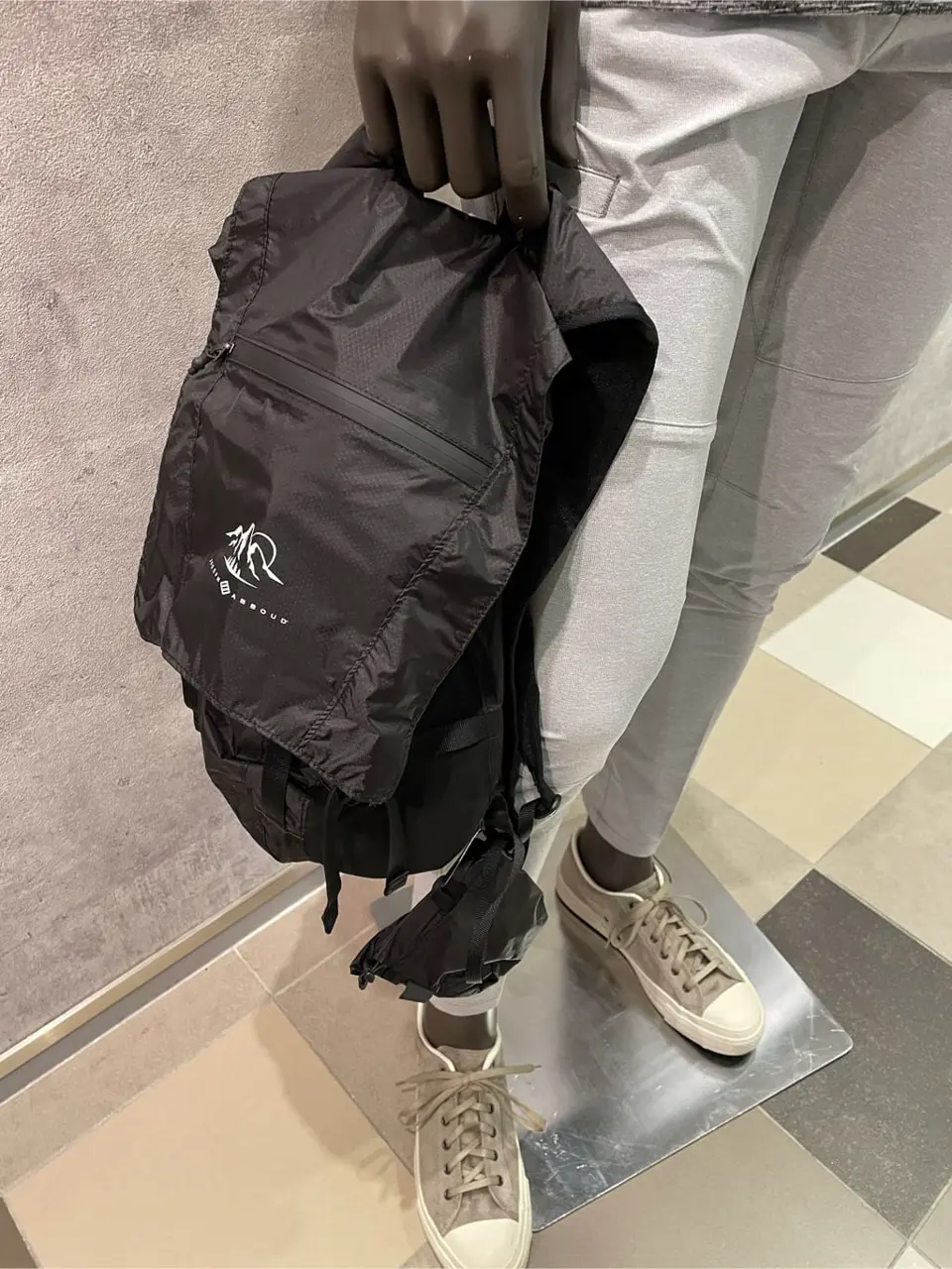 JOSEPH ABBOUD 東　 コーディネート画像