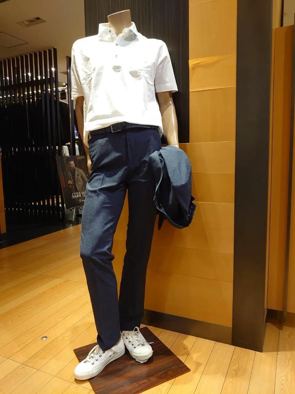  三宅 コーディネート画像