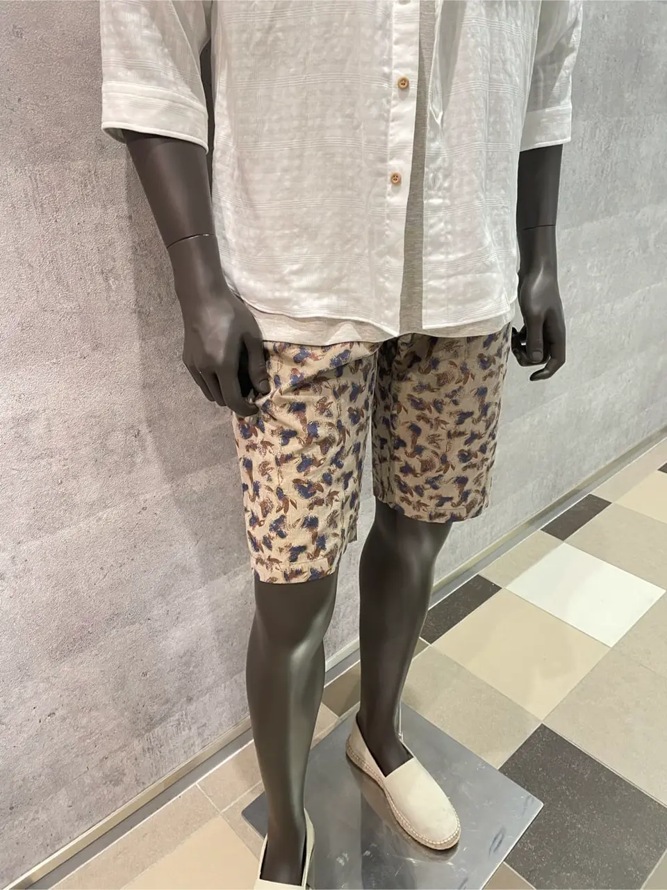 JOSEPH ABBOUD 東　 コーディネート画像