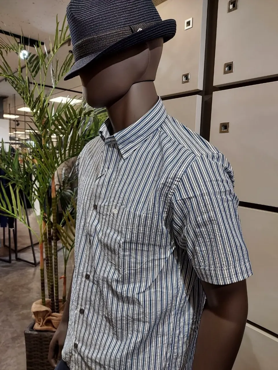 JOSEPH ABBOUD 宮下 コーディネート画像