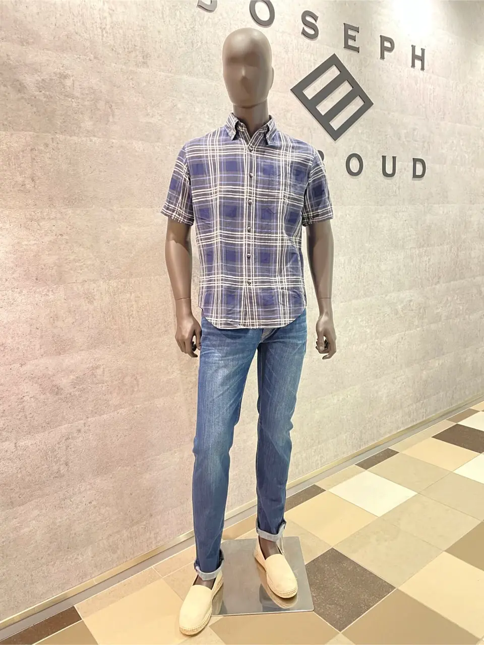  東　 コーディネート画像