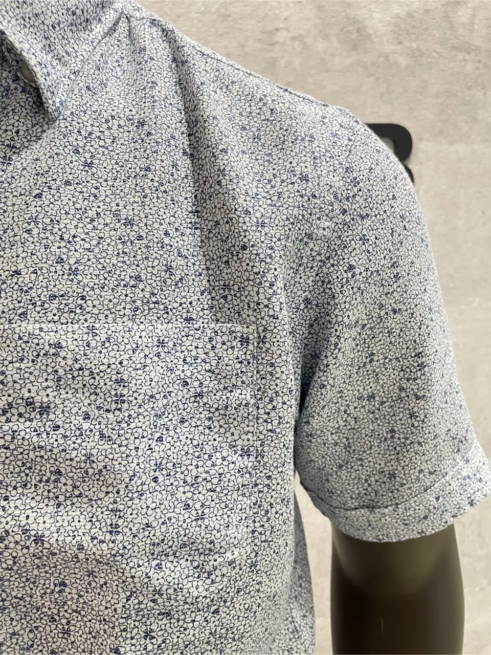 JOSEPH ABBOUD 東　 コーディネート画像