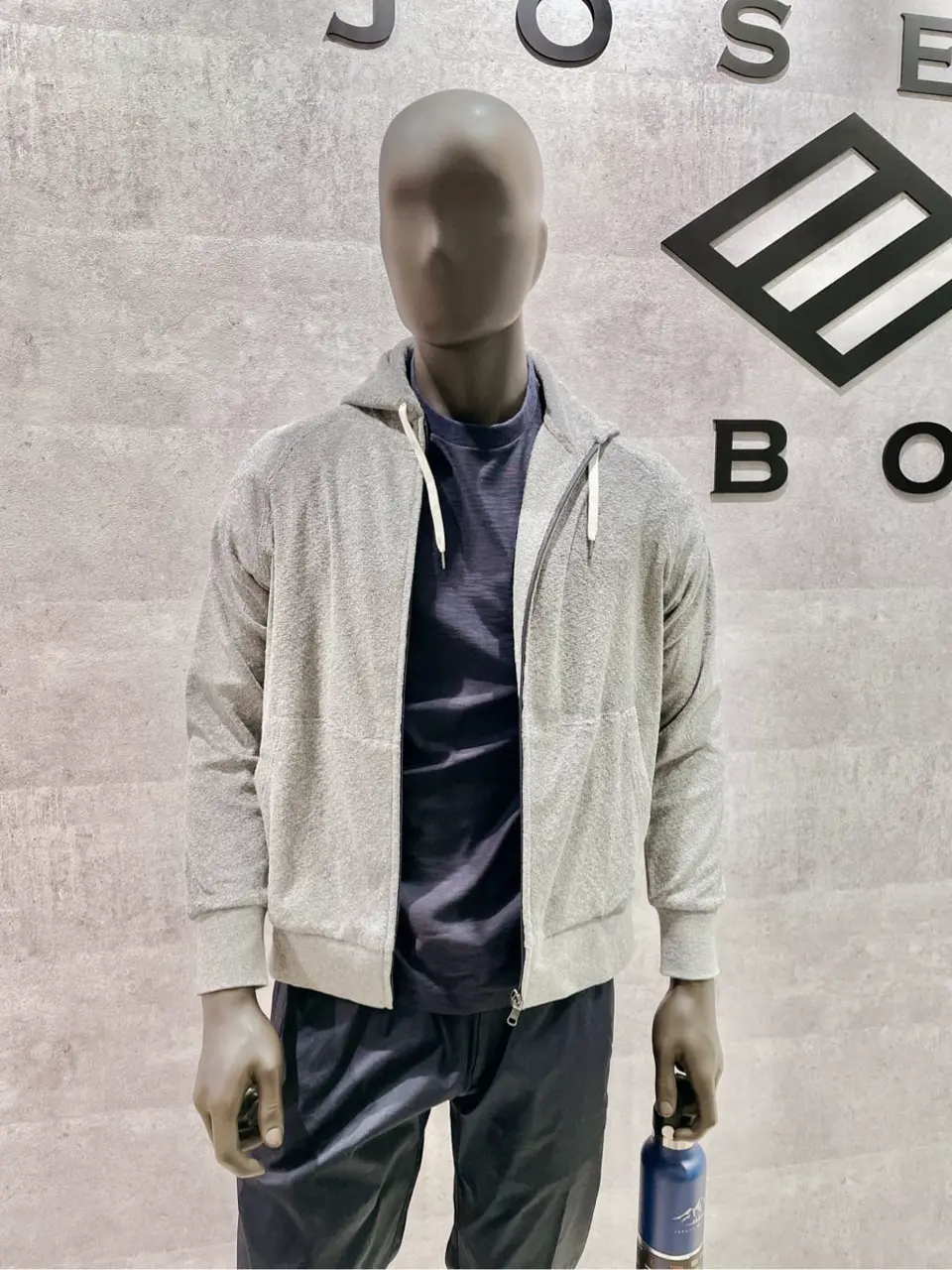 JOSEPH ABBOUD 二澤 コーディネート画像