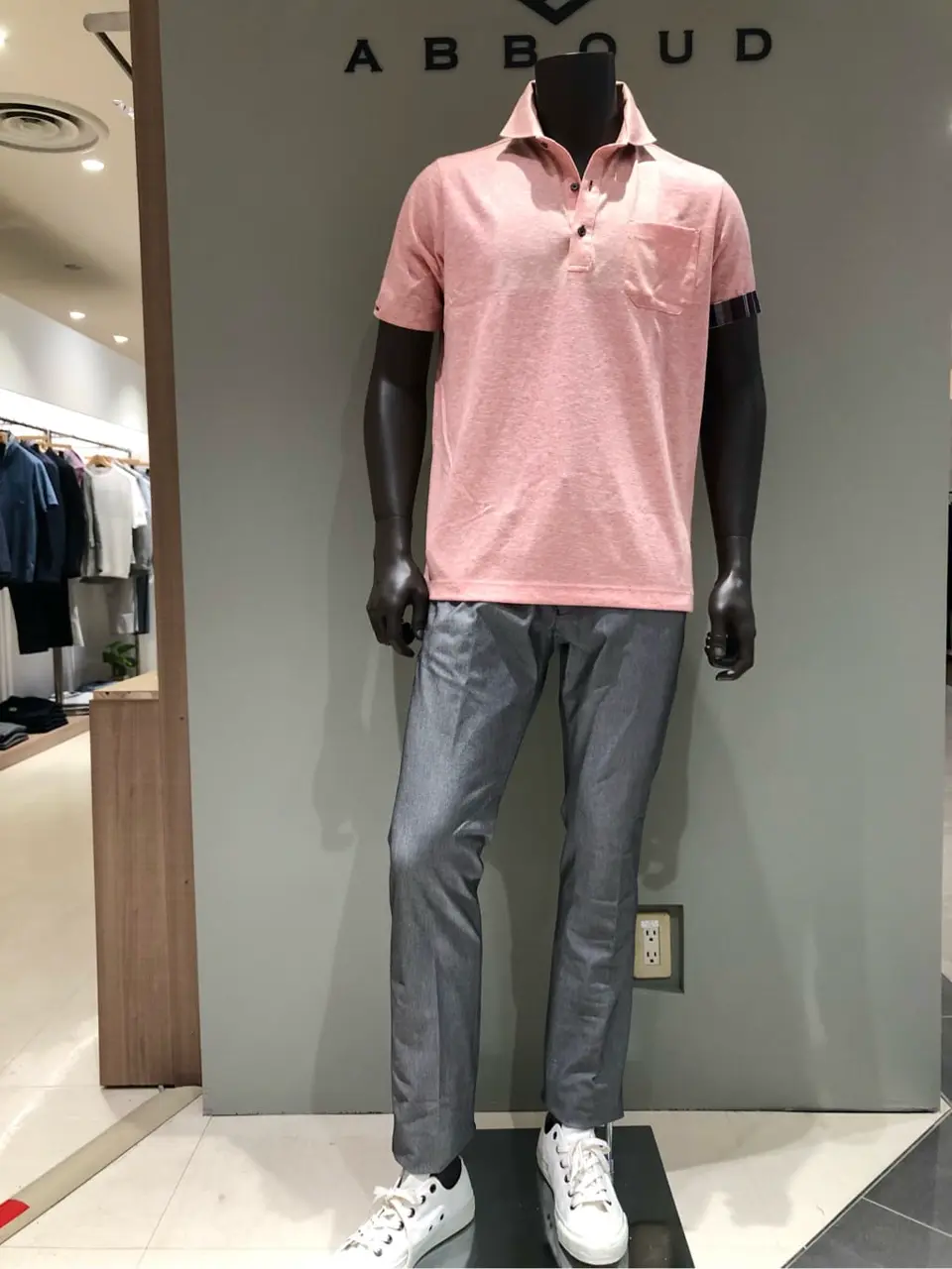 JOSEPH ABBOUD 川田 コーディネート画像