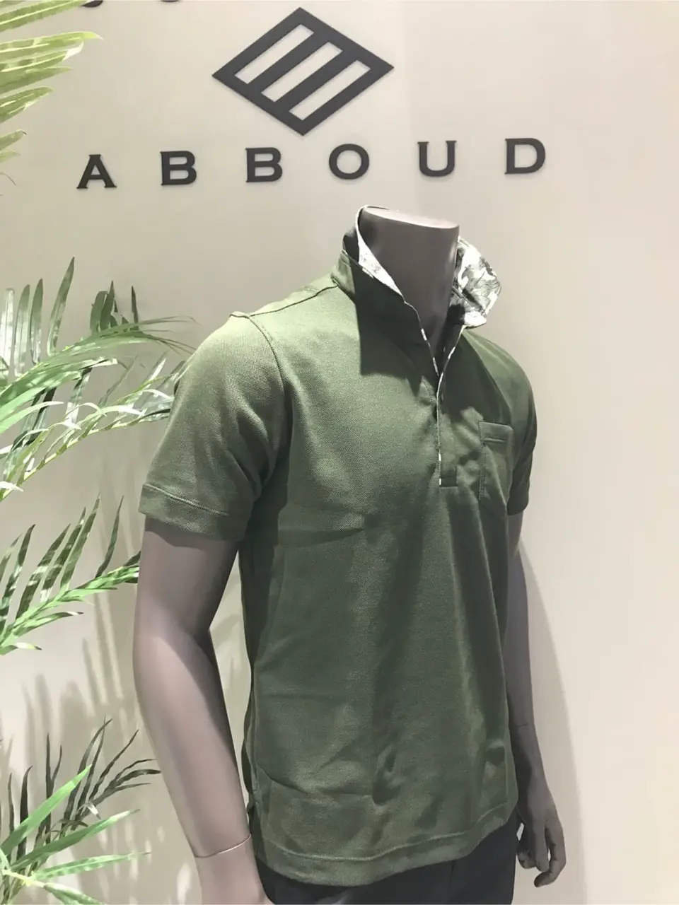 JOSEPH ABBOUD 伊津野 コーディネート画像
