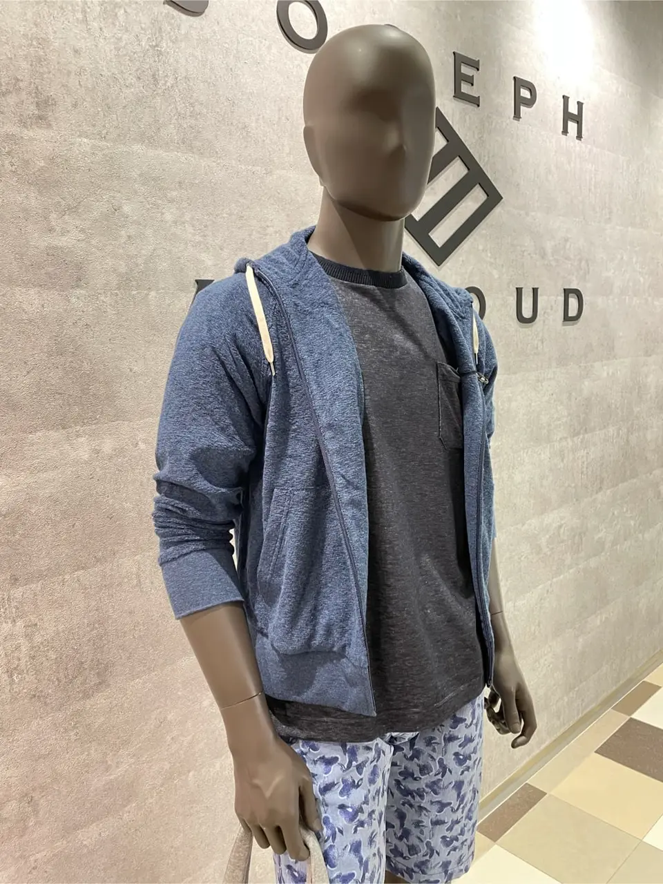 JOSEPH ABBOUD 東　 コーディネート画像