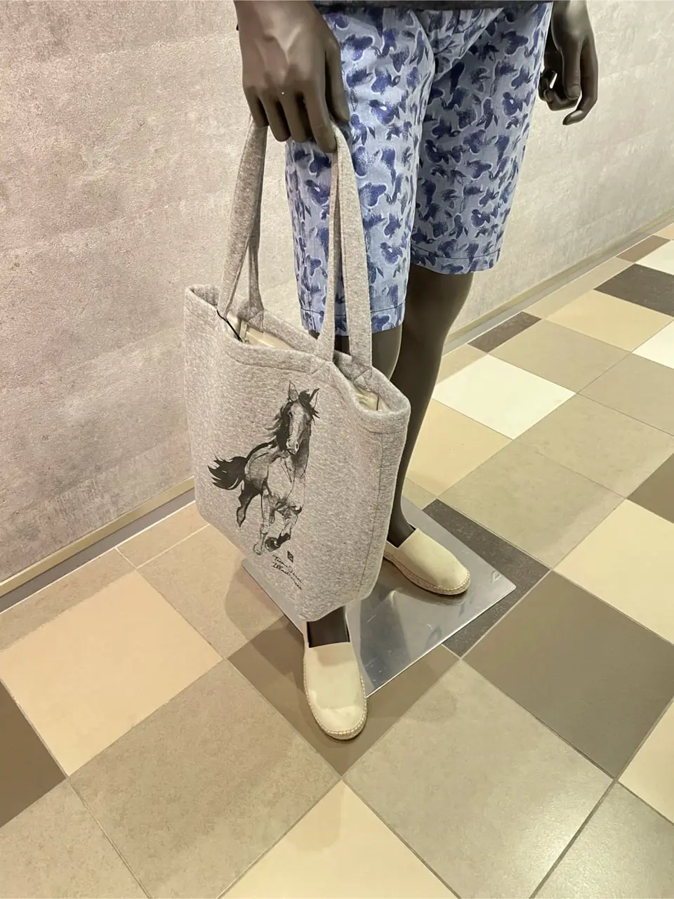 JOSEPH ABBOUD 東　 コーディネート画像