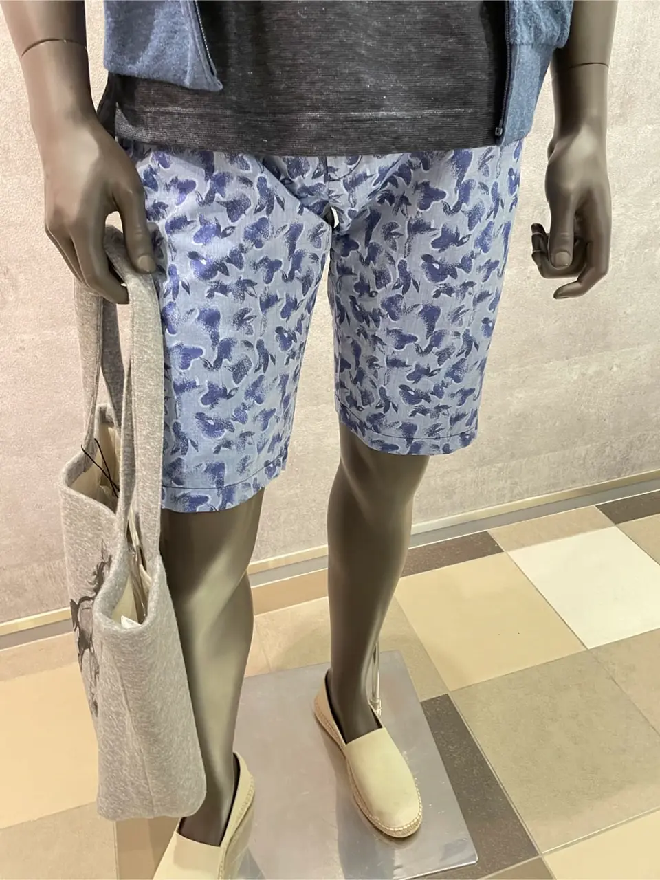 JOSEPH ABBOUD 東　 コーディネート画像