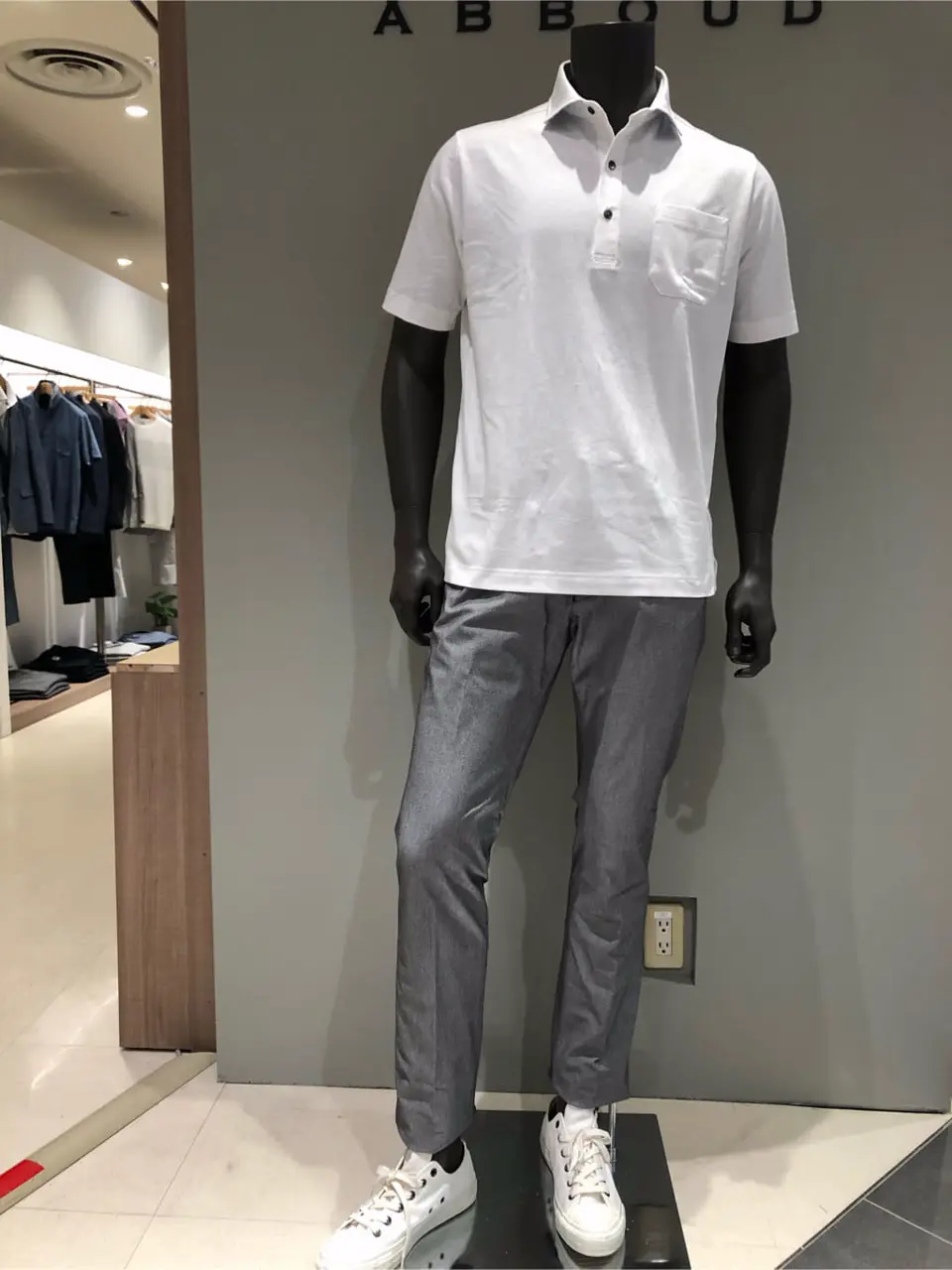 JOSEPH ABBOUD 川田 コーディネート画像