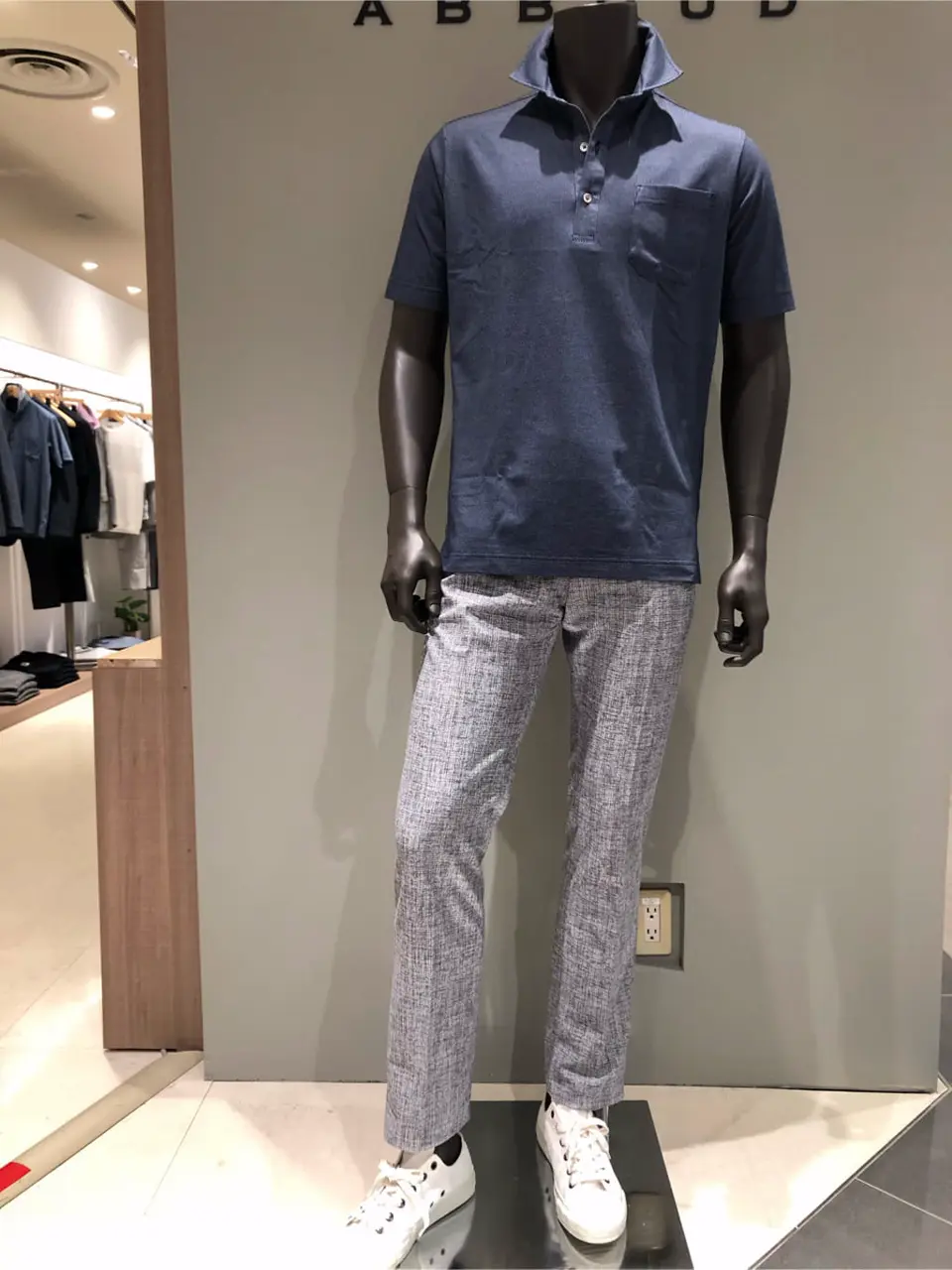 JOSEPH ABBOUD 川田 コーディネート画像