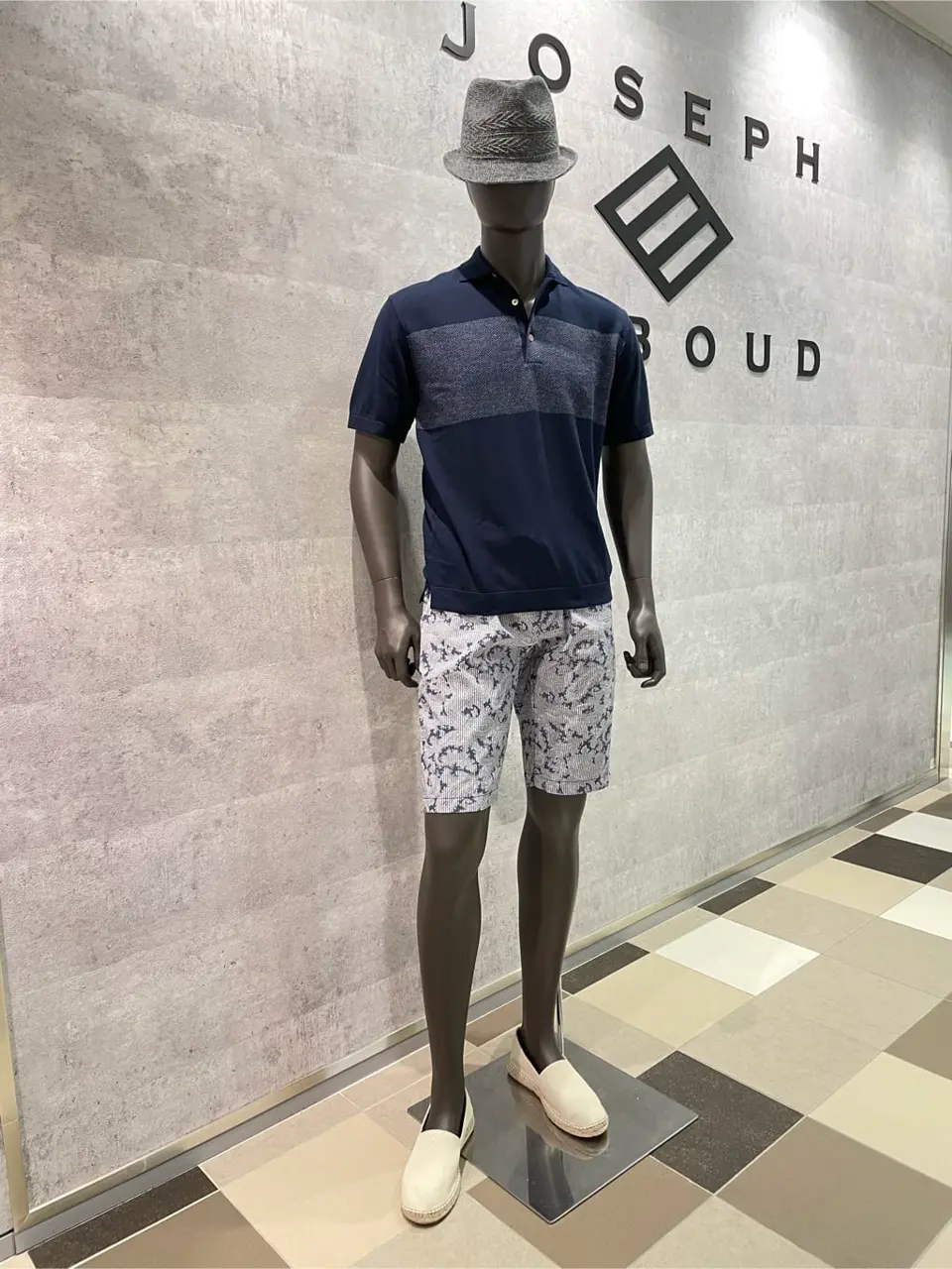  東　 コーディネート画像