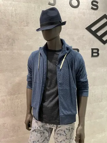 JOSEPH ABBOUD 東　 コーディネート画像