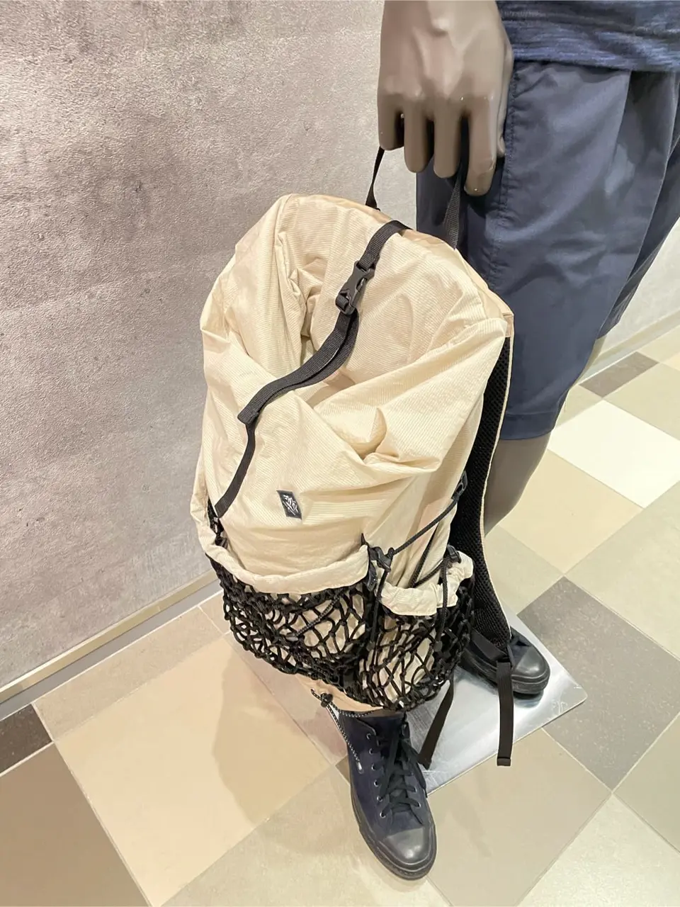 JOSEPH ABBOUD 東　 コーディネート画像