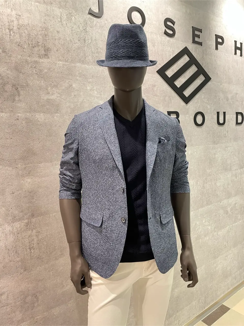 JOSEPH ABBOUD 東　 コーディネート画像