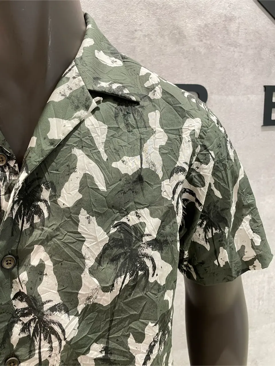 JOSEPH ABBOUD 東　 コーディネート画像